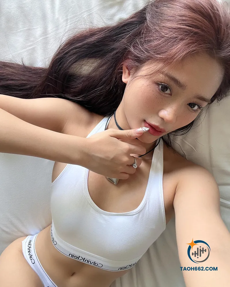 Mai Hà Hoàng Yến sexy