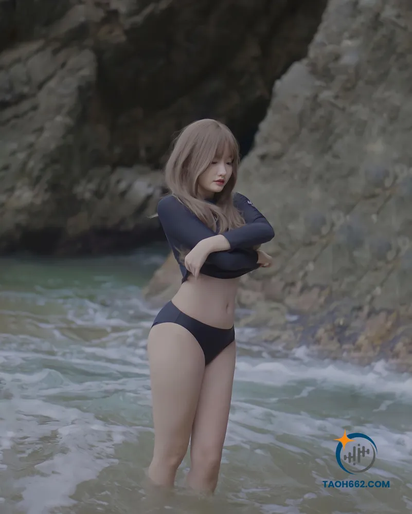 vu thi khanh huyen mac bikini 5