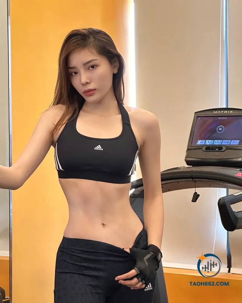 Kỳ Duyên sexy 4